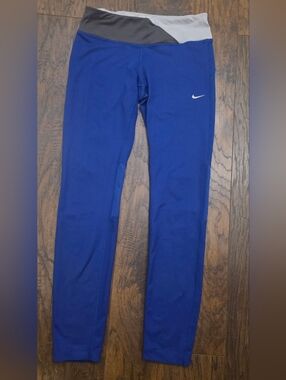Nike Light Gray and Blue Dri-FIT Athletic Top